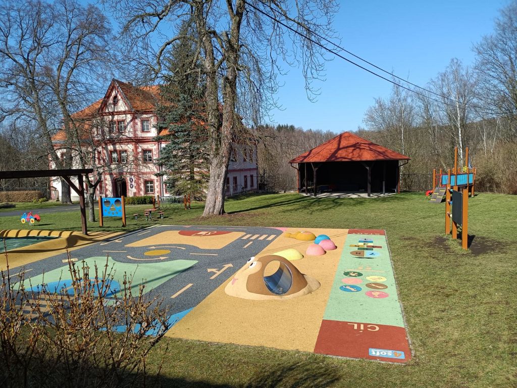 Zahrada (1)